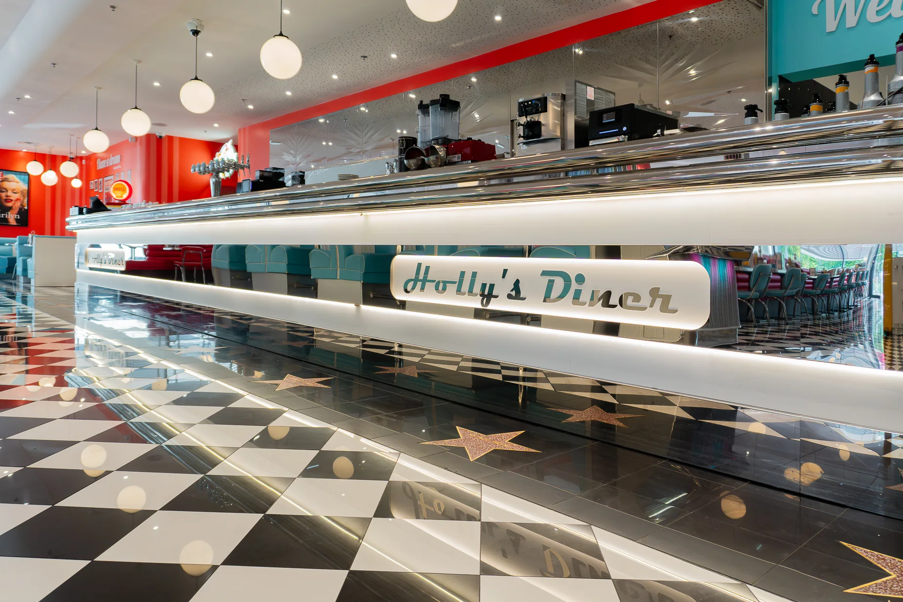 Holly's Diner